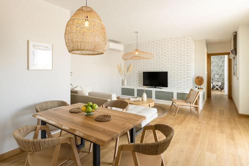 Gorgeous exclusive penthouse next to the seafront