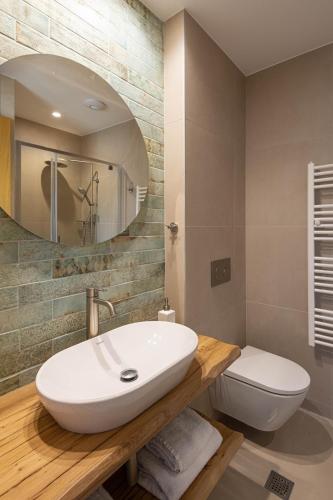 Gorgeous exclusive penthouse next to the seafront