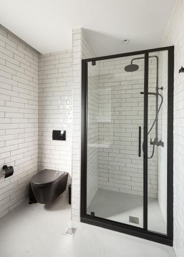 Innovative top floor breathtaking flat in Ladadika