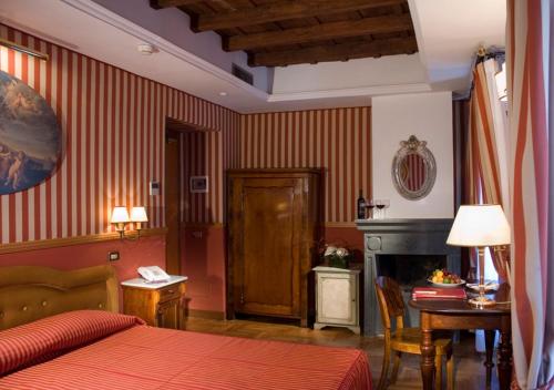 The Inn at the Spanish Steps Elegant Collection - GioielloJewel