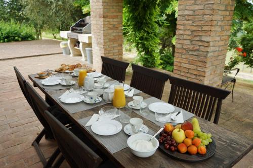 Comida en o cerca de esta villa
