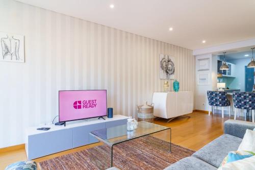 GuestReady - Ocean-View Retreat in Caniço