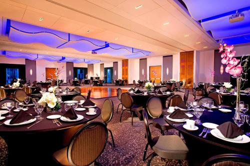 Restaurace v ubytování Aloft Mount Laurel