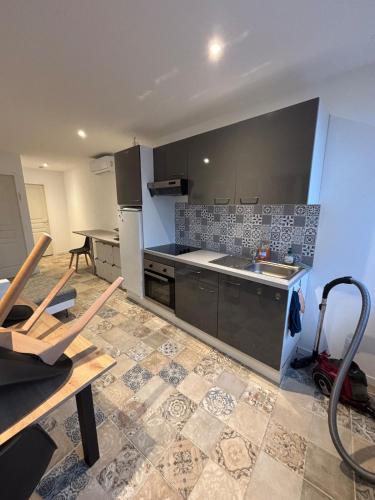 Photo de la galerie de l'établissement Grand T4 lumineux proche du lac de Molières, à Molières