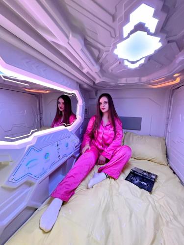 Сapsule Kijowska Stadium Floor -1 no window - Self Check in