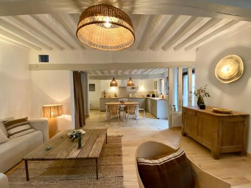 Charmante maison à pans de bois, Vernon centre