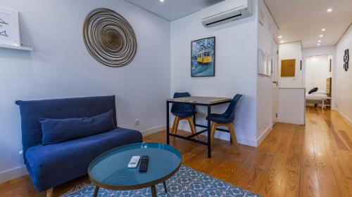 Charming Apartment in Bairro Alto by LovelyStay
