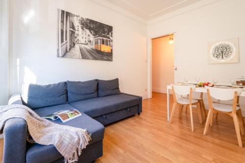 Host Wise - Spacious Comfortable Apartment - Balcony