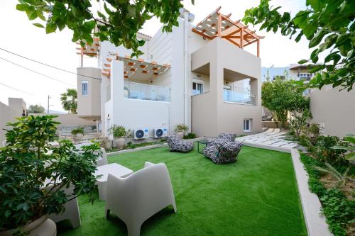 Foothills Tangerine Villa