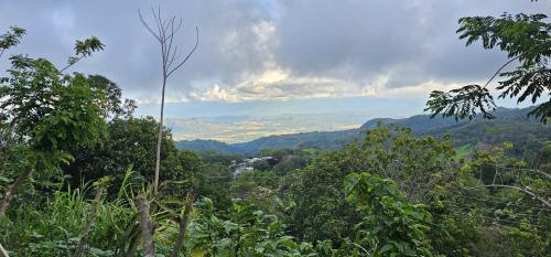 Un paisaje natural cerca de la villa