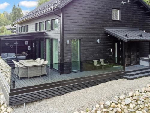 Budova, kde se prázdninový dům nachází