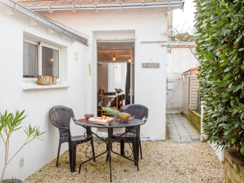 Kawasan patio atau luaran di Holiday Home Norecic-1 by Interhome