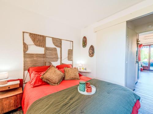 Ένα ή περισσότερα κρεβάτια σε δωμάτιο στο Holiday Home Les Brigantines 1 et 2-7 by Interhome