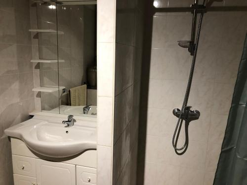 Bilik mandi di Gîte la Jasse