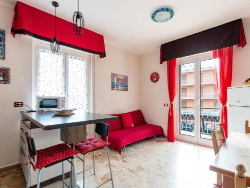Η κουζίνα ή μικρή κουζίνα στο Apartment Atena by Interhome