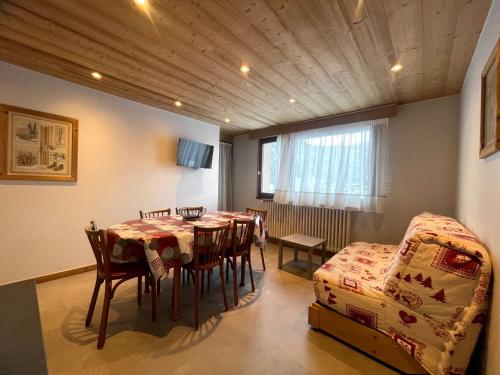 GROTTE AUX FEES A, appartement skis aux pieds