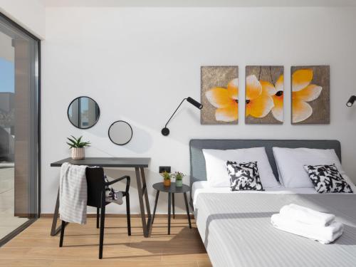 Postel nebo postele na pokoji v ubytování Villa Old Olive VI by Interhome