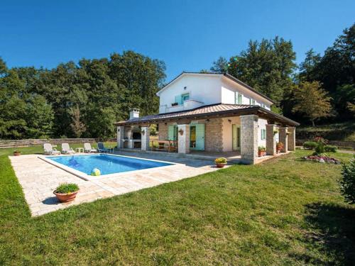 Holiday Home Villa Portobello Green by Interhome