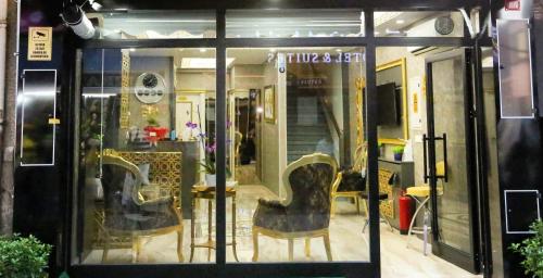 Grand Moon Hotel Suites