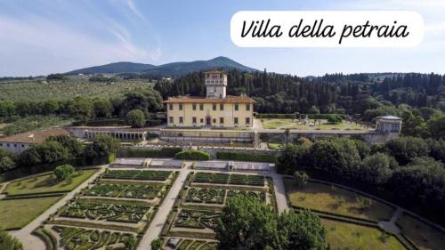 Florence Garden view Suite & Parking