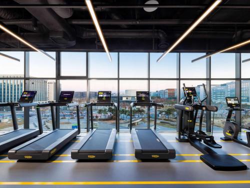 Palestra o centro fitness di Mercure Ambassador Seoul Magok