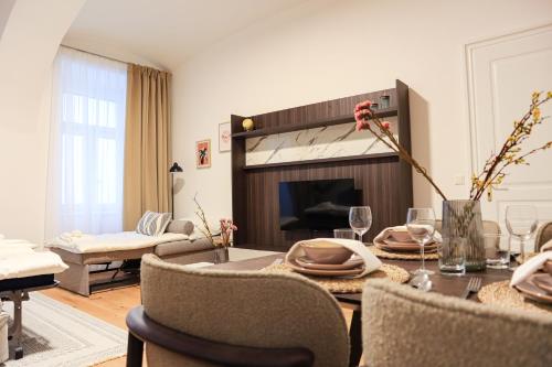 Posezení v ubytování Apartment Comfort - with Aircondition!