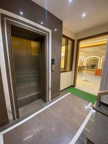 カーンプルにあるHotel Liyan Innのギャラリーの写真