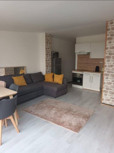 Appart no2 motte T3 Secure Parking