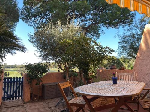 Appartement 3 pers - piscine - clim - parking