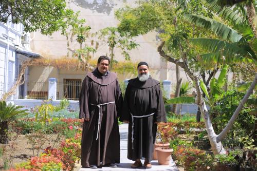 Κήπος έξω από το Saint Rita Guest House Alex