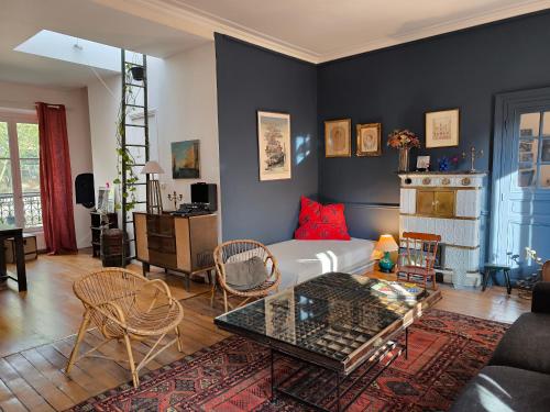 Photo de la galerie de l'établissement Chambre chez la môme Tadzie - Château de Versailles, à Versailles