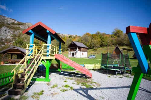 Gallery image of BB CHALET in Kolašin