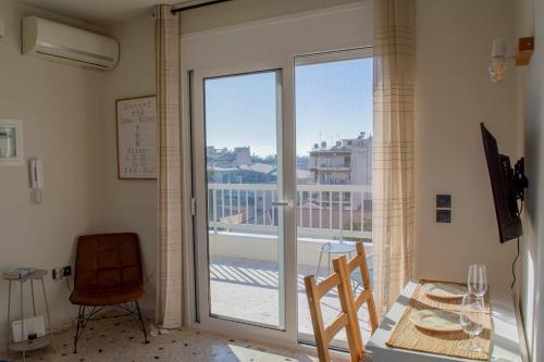 Studio with Acropolis View near to metro and Highlights