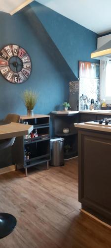 Photo de la galerie de l'établissement Appartement côte et plage, au Tréport