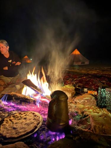 Ospiti di Desert Diamond Private Camp