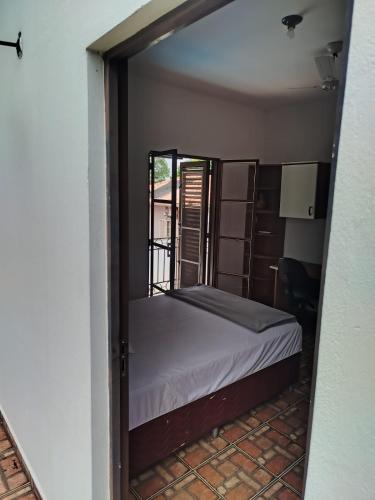 Postel nebo postele na pokoji v ubytování Hotel CERES - LEÃO DA MONTANHA 14
