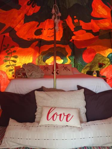 Ein Sitzbereich in der Unterkunft Glamping con sentido