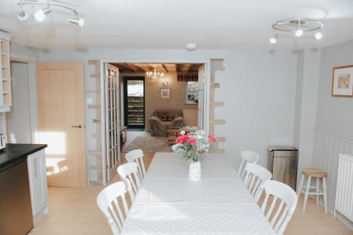 Una cocina o zona de cocina en Fossdale House, Simonstone, Nr Hawes