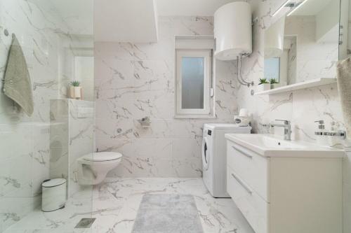 Kúpeľňa v ubytovaní Apartments Lux 3