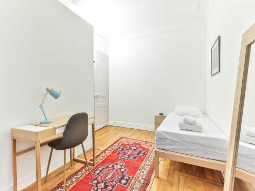 Bright, modern apartment- 14 arrd- Mobility lease
