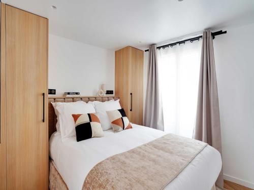 Modern apt with balcony - 1BR 2P - Saint Lazare