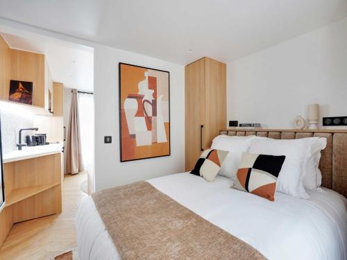 Modern apt with balcony - 1BR 2P - Saint Lazare
