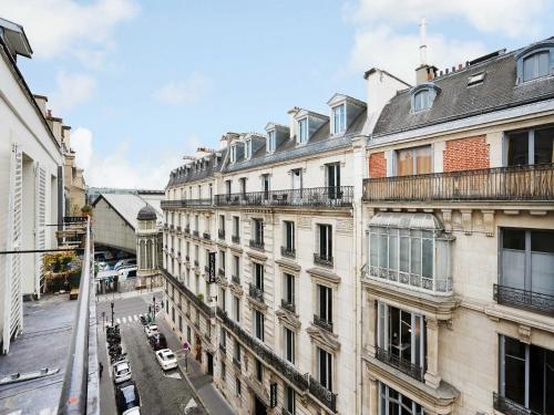 Modern apt with balcony - 1BR 2P - Saint Lazare