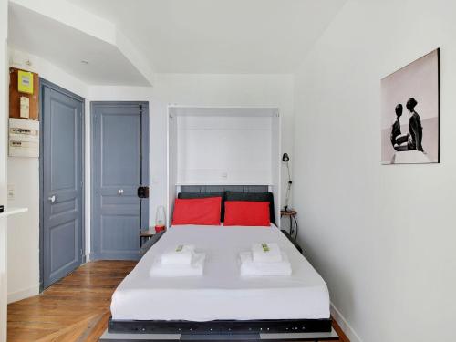 charming studio 2p - canal st martin meaux