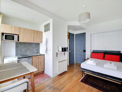 charming studio 2p - canal st martin meaux