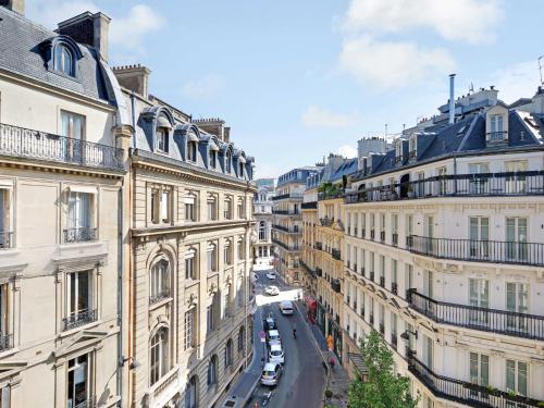 Newly renovated studio 2P- Elysée St-Honoré