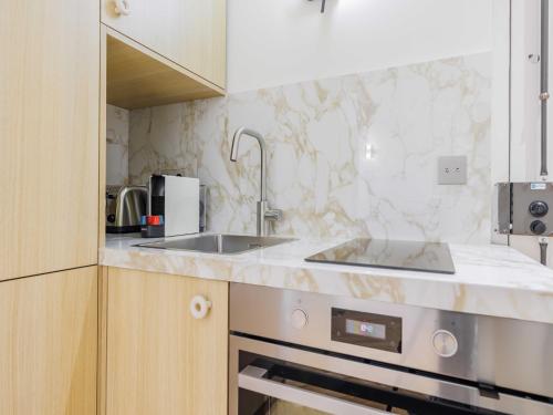 Modern studio -2P- near Montmartre