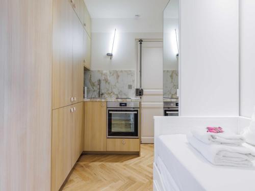 Modern studio -2P- near Montmartre