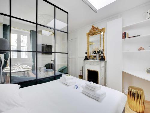 Pretty studio 2P - TERNES ST HONORE