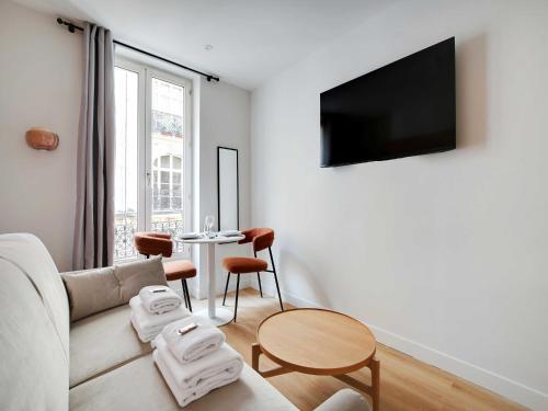 Beautiful studio -16 ard de paris- Mobility lease